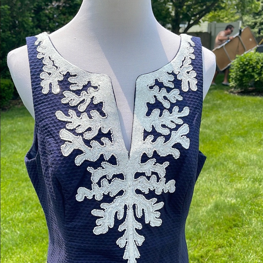 Lilly Pulitzer Gabby Shift Dress NWT True Navy and White Embellished Shift dress - Picture 2 of 10